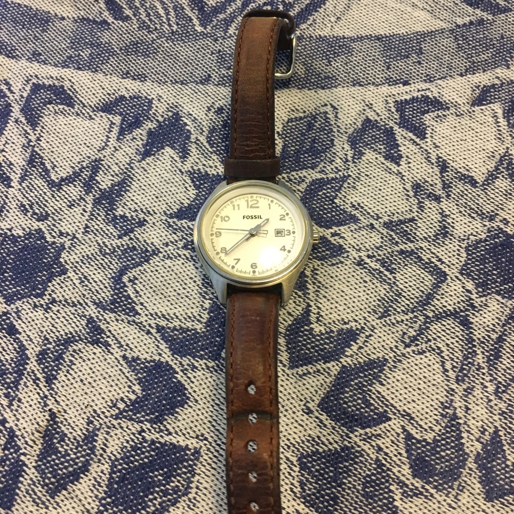 Women’s FOSSIL silver and leather watch